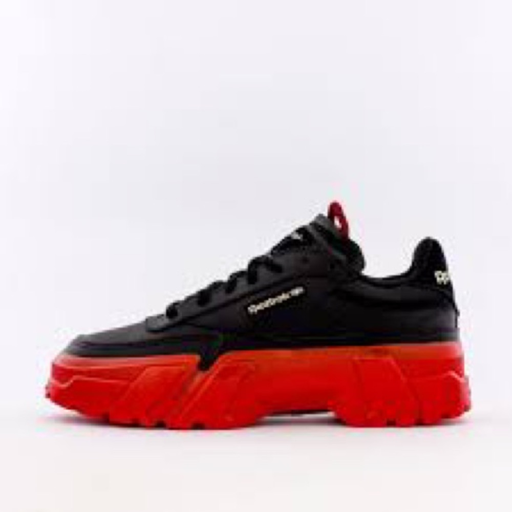 Cardi B X Reebok’s Women’s 8.5